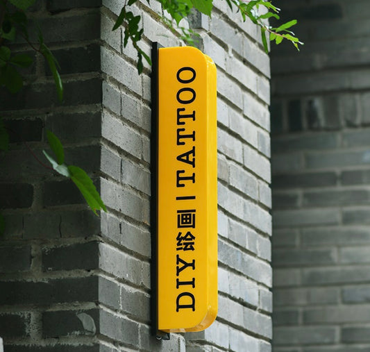 レトロ調ライトアップ壁掛け横長看板