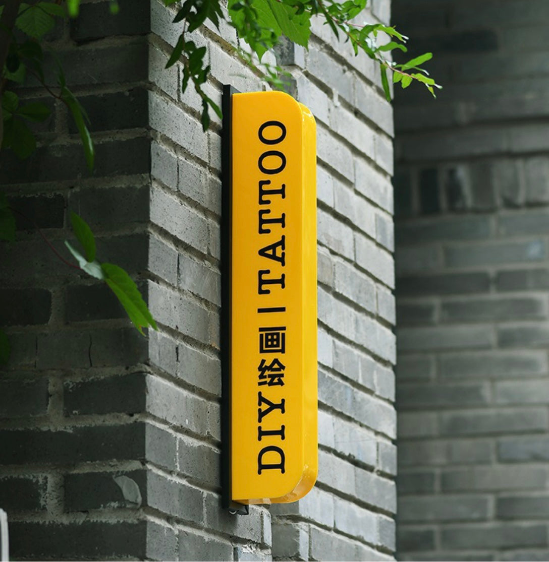 レトロ調ライトアップ壁掛け横長看板