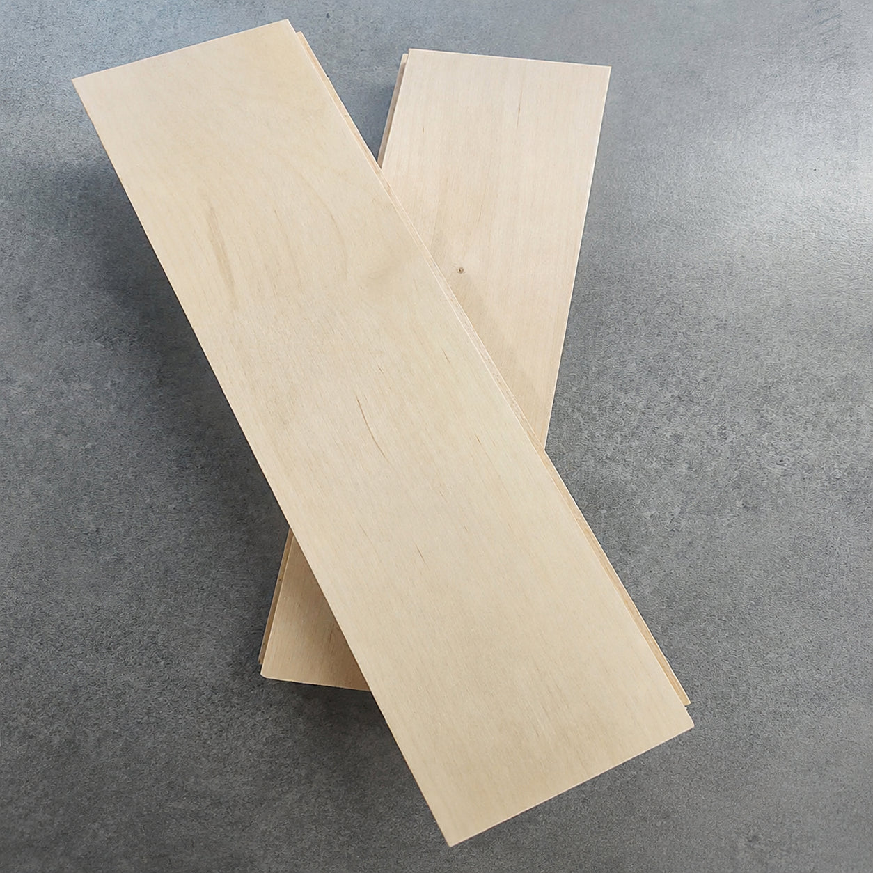Gymnasium Badminton Basketball Solid Wood Flooring Shock Absorption Soundproofing Single/Double Joist 22mm Thick Sports Floor