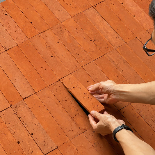 レトロ赤レンガタイル 本物風 230x50x12mm アクセント壁材 DIY