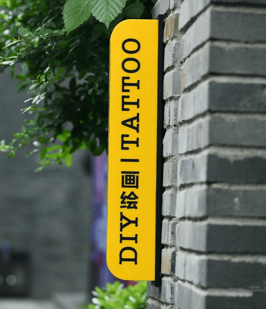 レトロ調ライトアップ壁掛け横長看板 - CafesJapan